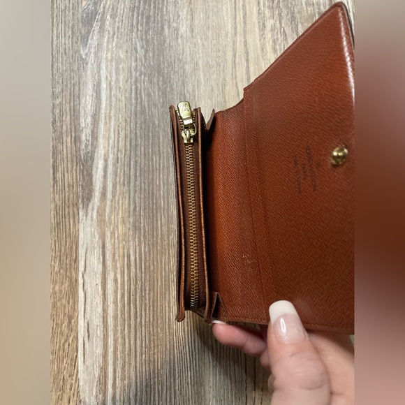 Vintage Louis Vuitton LV Monogram Signature Canvas Porte Monnaie Tresor Wallet - Picture 10 of 16